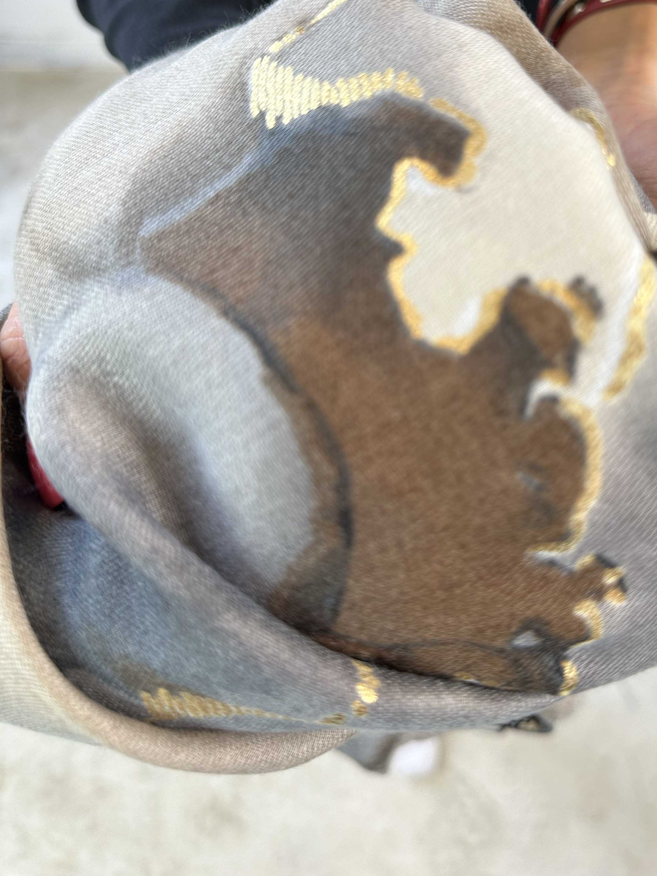 Jana Marble - Halsduk i viskos med marmortryck